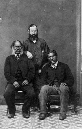 Hōri Kīngi Te Ānaua (left), John White (centre), and Te Ua Haumēne (right), 1860s