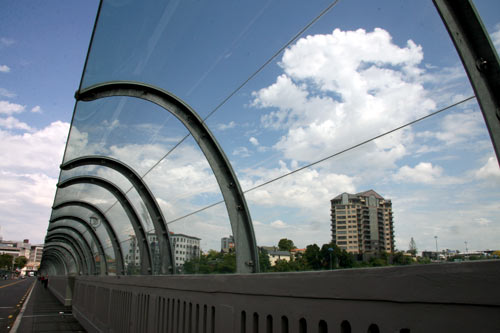 Barriers on Grafton Bridge