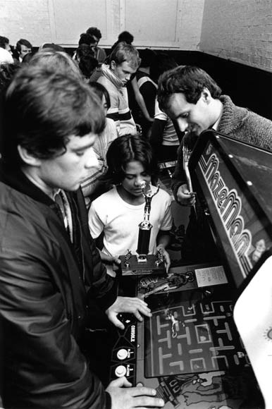 Youth Aid space invaders contest, 1982