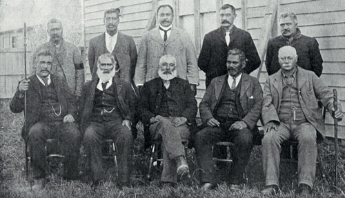 Kaumātua and rūnanga: Maahunui Māori Council