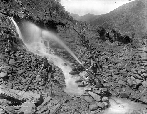 Gold mining, Rocky River