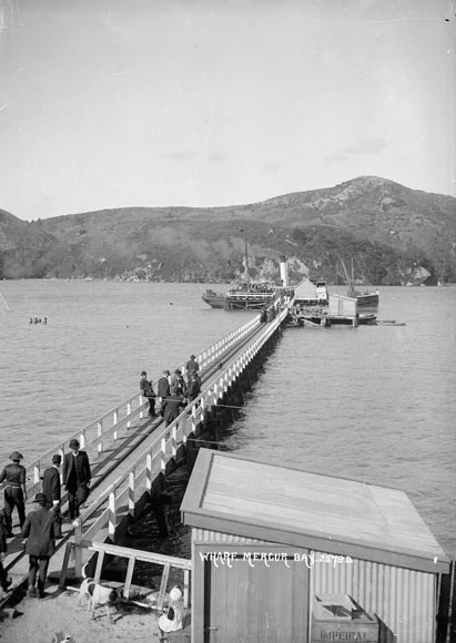 Ferry and wharf at Whitianga, 1911