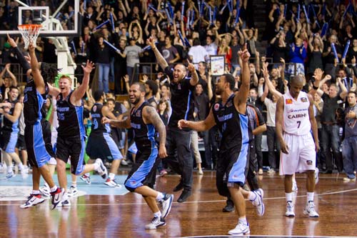 New Zealand Breakers win first title