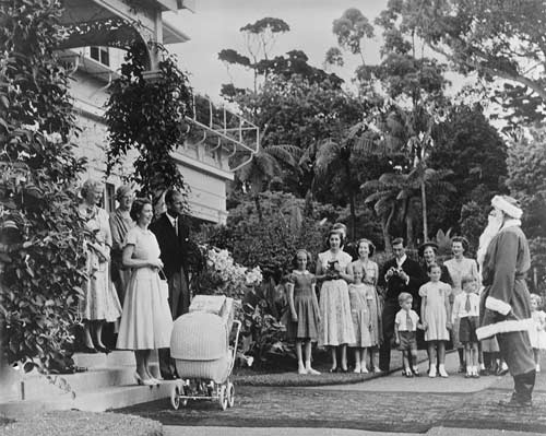 The Queen and Duke of Edinburgh at Government House, Auckland