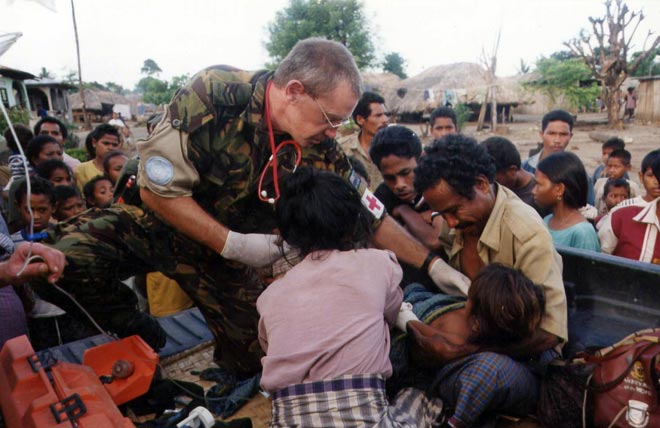 Air Force medic in East Timor, 2001