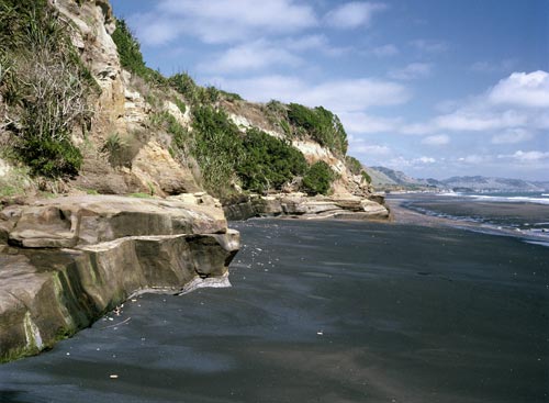 Stratified cliffs and ironsand, Mōkau