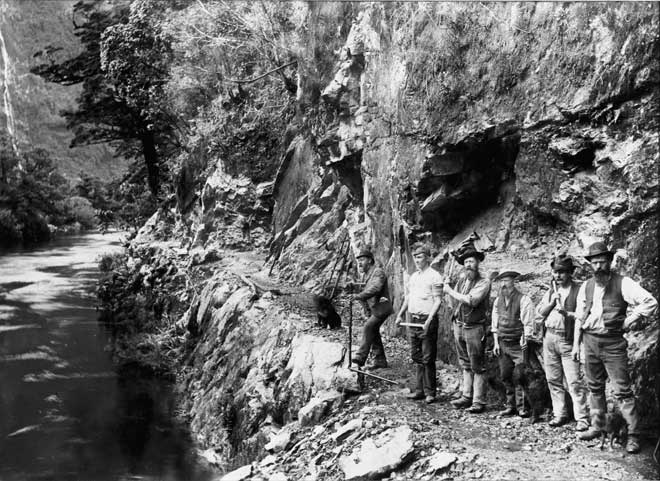 Milford Track prison work gang, 1890s