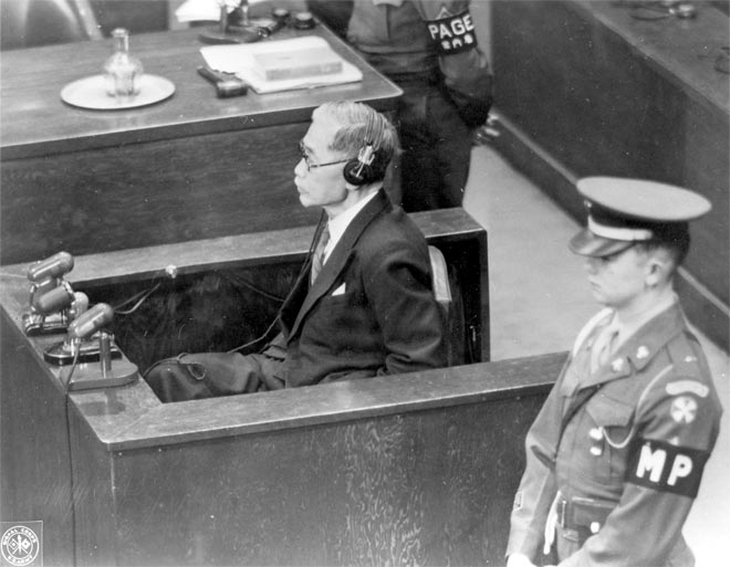 Shigenori Tōgō on trial, 1947