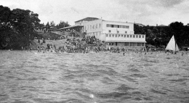 Dixieland cabaret, Auckland