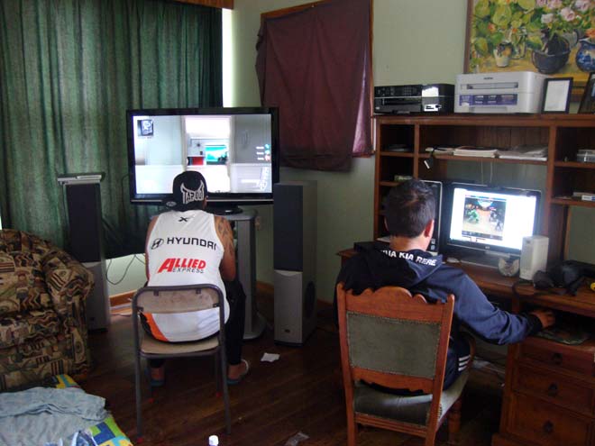 Gamers at play, 2013