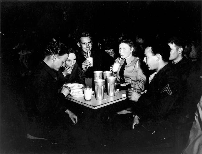 Milkshakes and ice cream, 1942