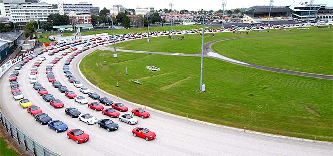 Mazda MX-5 world record, 2005