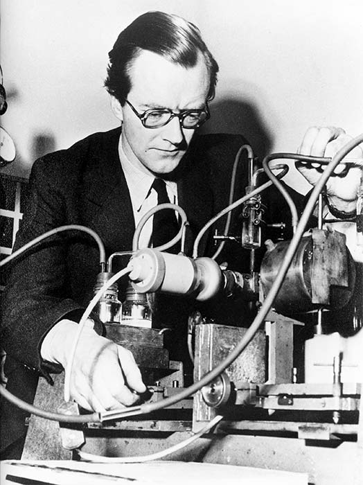 Maurice Wilkins with X-ray crystallographic equipment
