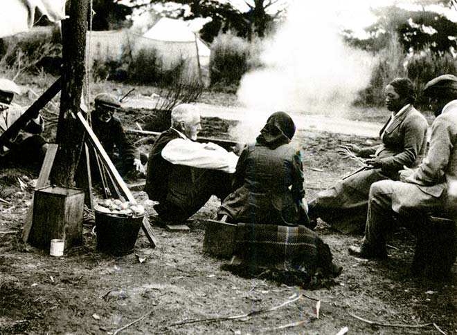 Elsdon Best and Māori at Ruatāhuna, around 1919