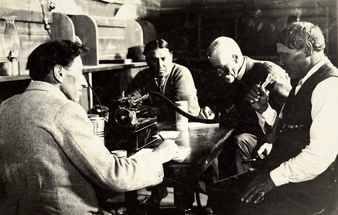 Recording a Māori speaker, 1923