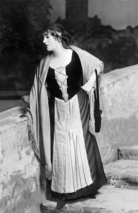 Frances Alda as Micaela, 1914