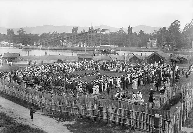The Māori village at the New Zealand International Exhibition, 1906–7