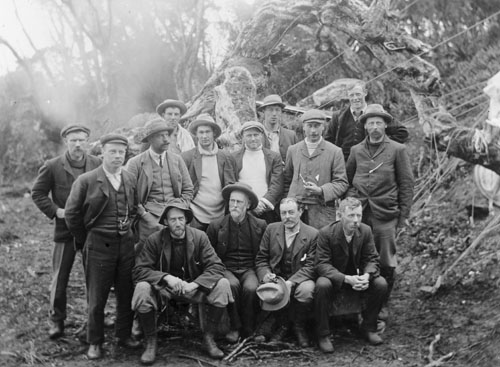 Members of the Auckland Islands Party of the Sub-Antarctic Expedition, 1907