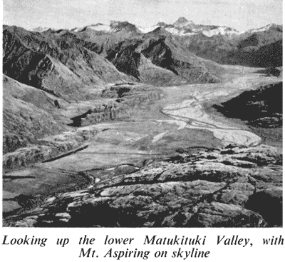Glacial action, Matukituki Valley