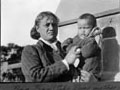 Pinepine Te Rika and child, 1916