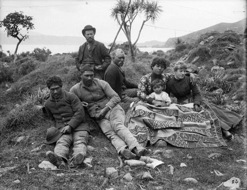 Wellington Harbour pilot William Shilling (back) and others in an informal photograph taken at Karaka Bay