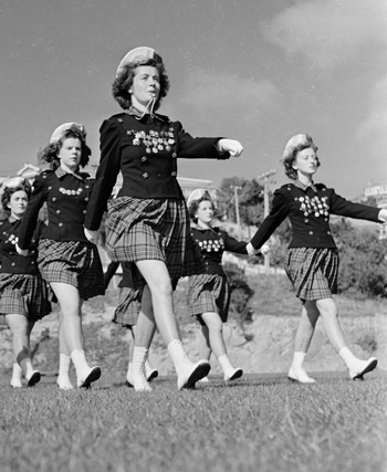 Wellington marching team the Sargettes, 1951