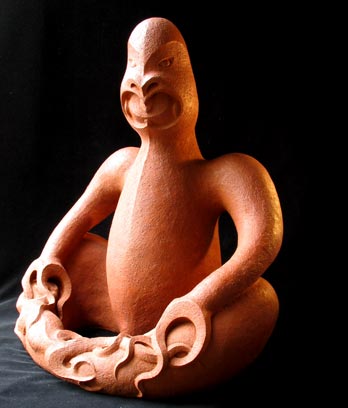 'Whakapakoko III' clay sculpture