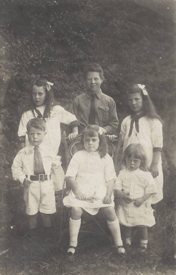 Farrelly family, 1914