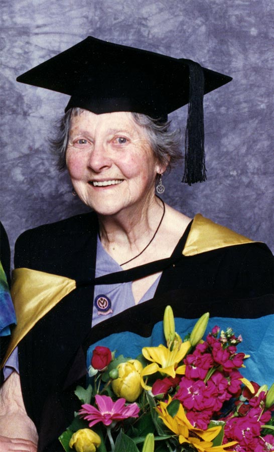Joan Donley honoured, 1998