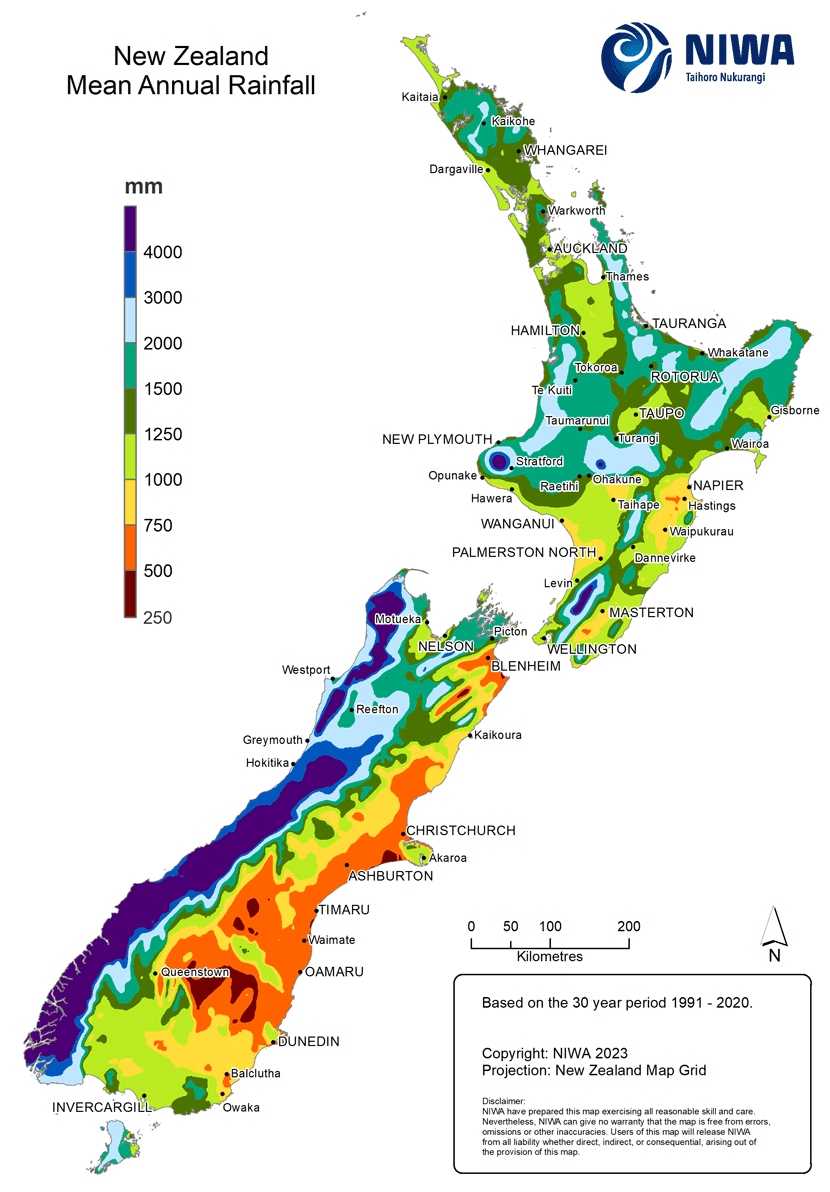 A map of New Zealand using colour to show mean average rain fall.