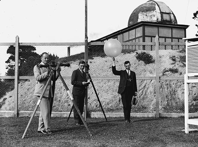 Meteorologists at Kelburn, Wellington, 1929