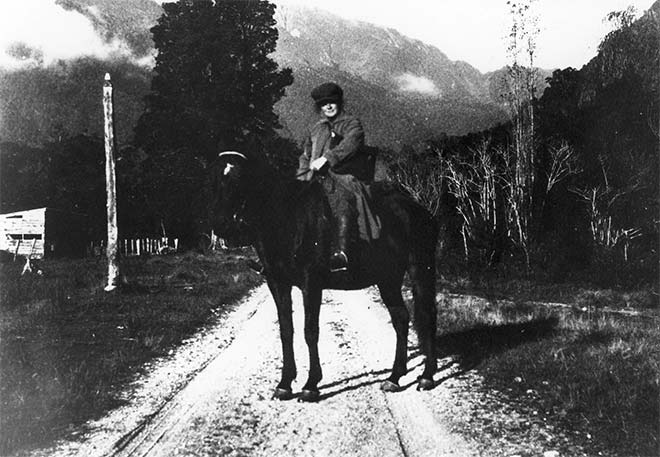 Mabel Baker (later Gunn) on horseback