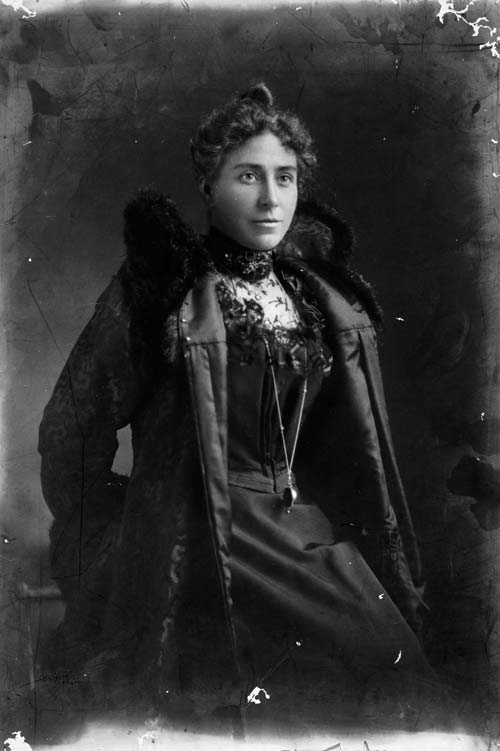 Amy Maria Hellaby, 1890s