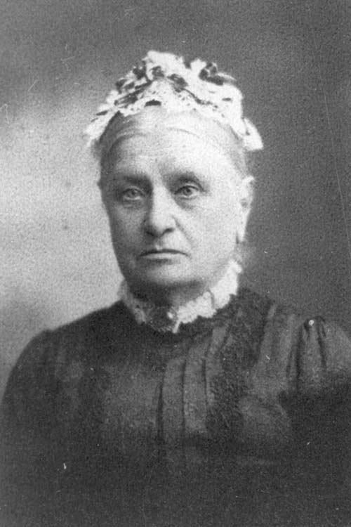 Hannah Martin, photographed about 1902