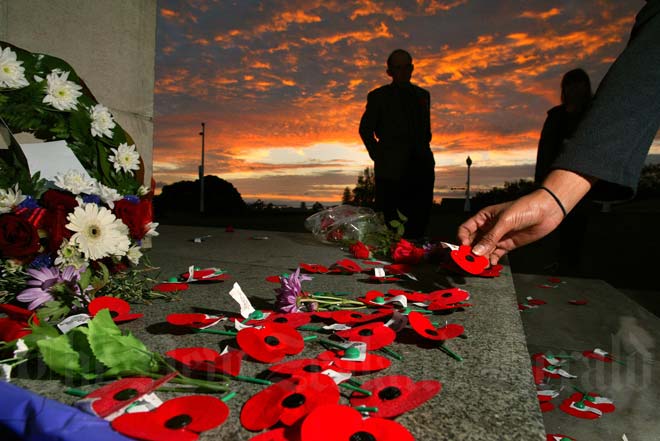 Anzac Day service, Auckland, 2004