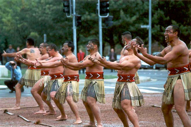 Haka taua (war dance), Canberra