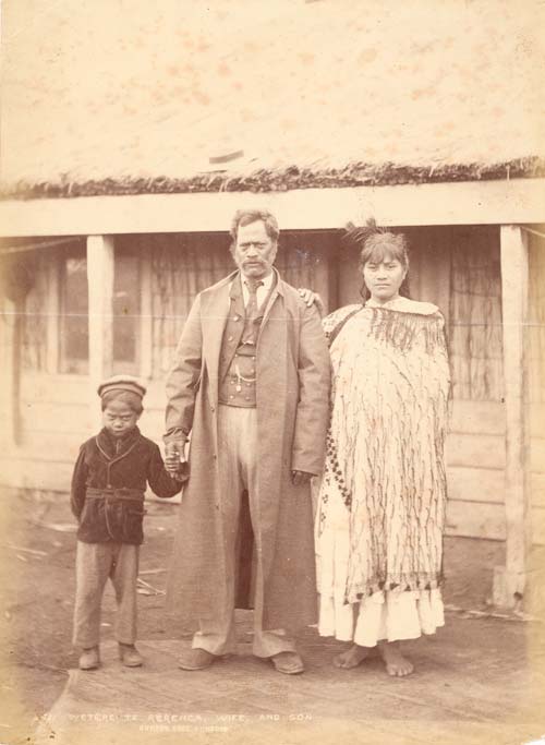 Hōne Wētere Te Rerenga photographed in 1885 with a woman, possibly his second wife Te Āta Hoani, and one of his children