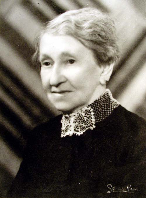 Ada Wells, early 1930s