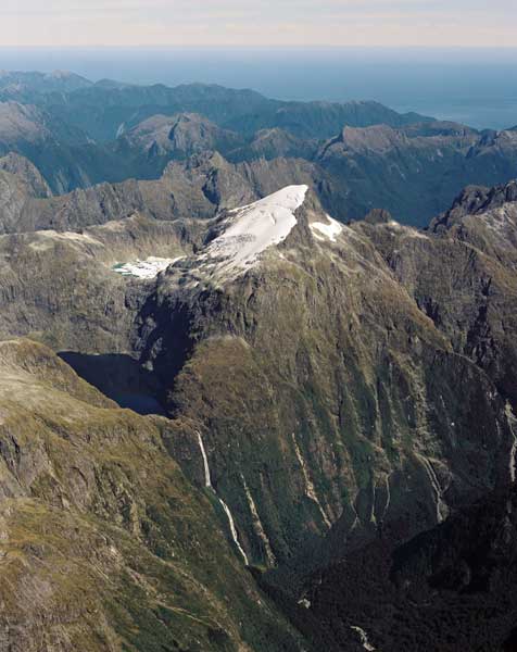 Lake Quill and the Sutherland Falls