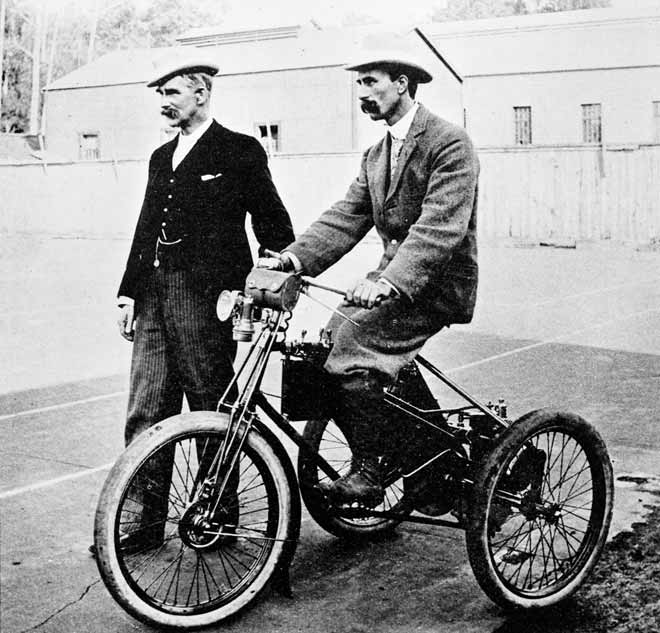 First motorcycle, around 1900