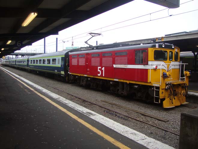 Electric engine at Wellington station
