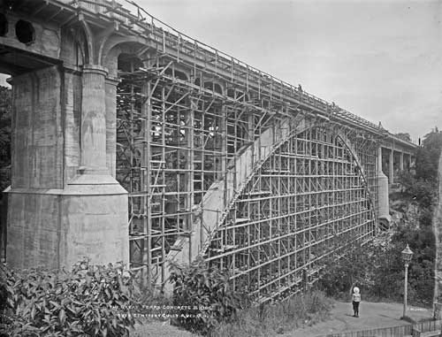 Building the Grafton bridge