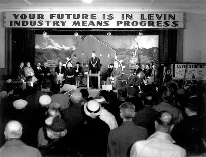 Opening the Levin industries fair, 1957