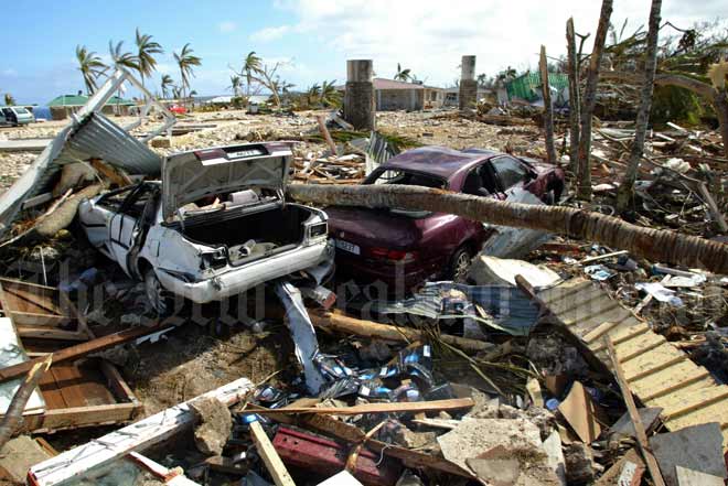 Cyclone Heta, 2004