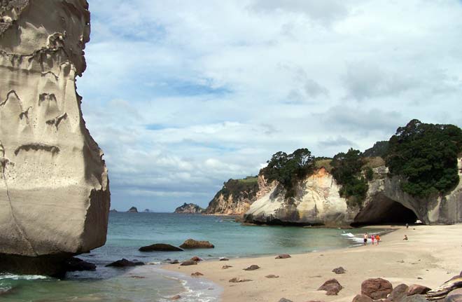 Ignimbrite at Cathedral Cove 