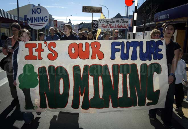 Anti-mining protesters