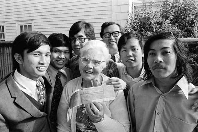 Malaysian students and ‘house mother’, 1976