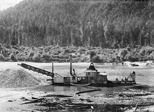Gold dredge on the Buller River