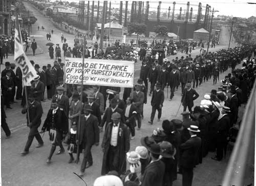 The 1913 waterfront strike