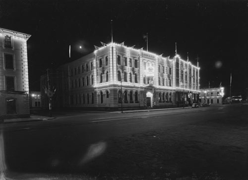 Levin building, 1954